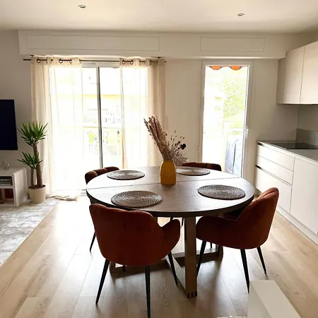 Cozy Apartment, 15 Minute Walk From La Croisette * 칸느